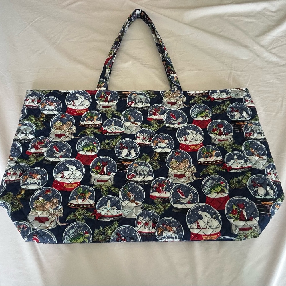 Vera Bradley Holiday Snow Globes Grand Tote Bag with Pouch